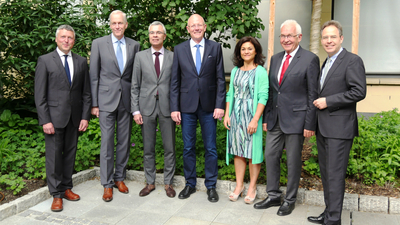 Neues Präsidium der Bayerischen Baugewerbeverbände gewählt Neues Präsidium der Bayerischen Baugewerbeverbände gewählt